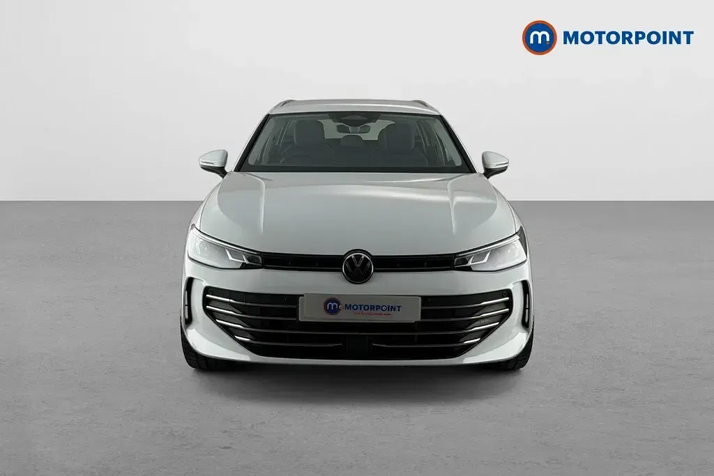 Used VW Passat Life 204 HP (150 kW) 2025 White Estate