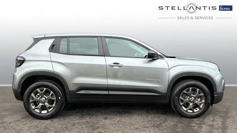 Grey New 2025 Jeep Avenger Longitude SUV | £20,958 (Good price) - Image 1/3