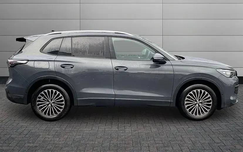 Used VW Tiguan Match 150 HP (110 kW) 2025 Dolphin grey SUV