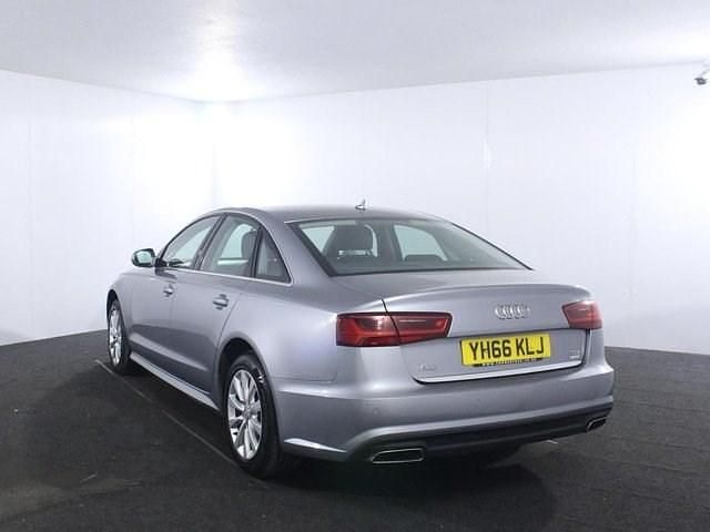 Begagnad Audi A6 Competition 190 HK (139 kW) 2016 Grå Sedan