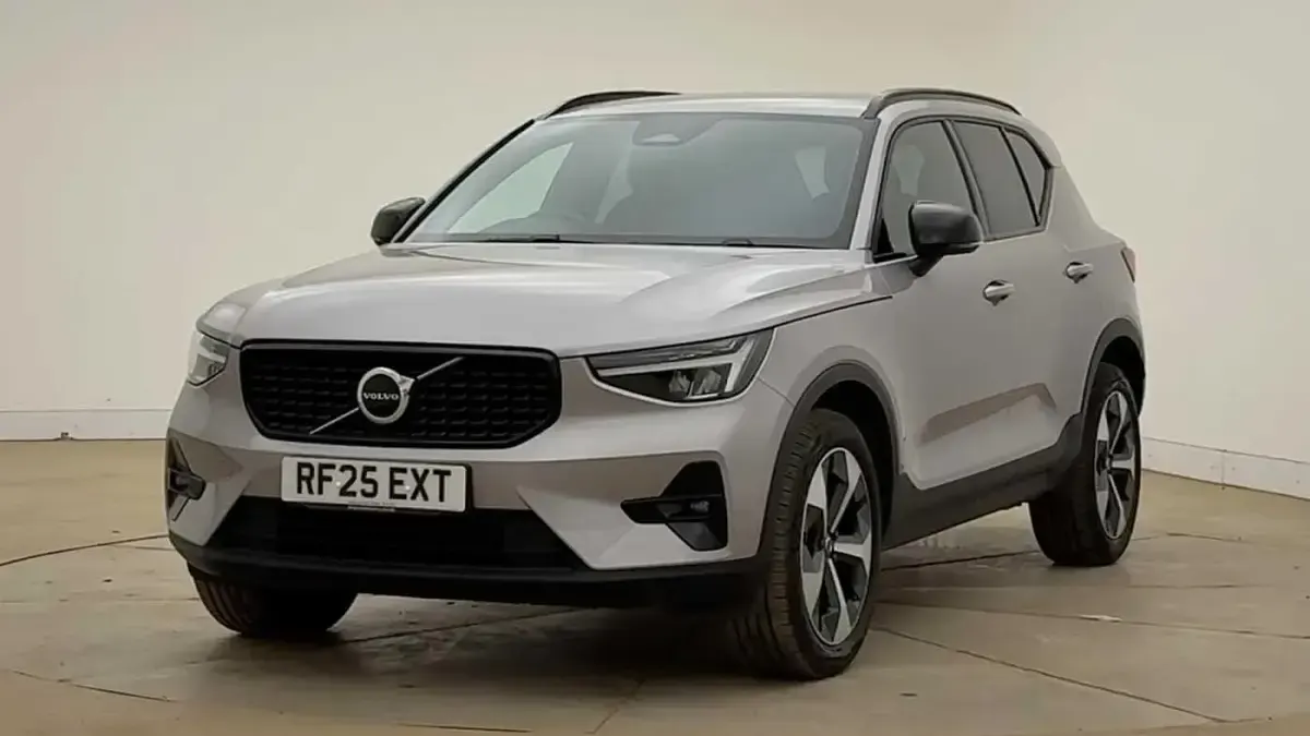Used Volvo XC40 Plus 2025 Silver SUV