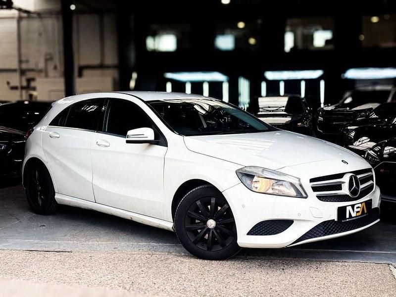 White Used 2013 Mercedes A180 SE Hatchback | £5,995 (Fair price) - Image 1/3