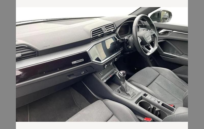 Used Audi Q3 Advanced 245 HP (180 kW) 2023 Grey SUV