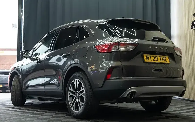 Used Ford Kuga Titanium 224 HP (164 kW) 2020 Grey SUV