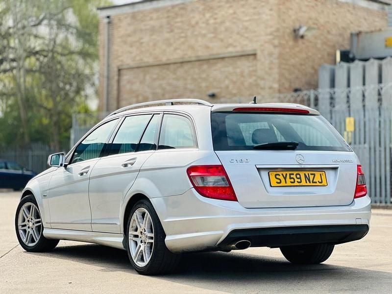 Used Mercedes C180 156 HP (114 kW) 2009 Silver Estate