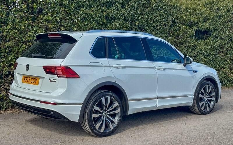 Used VW Tiguan R-line 150 HP (110 kW) 2017 White SUV
