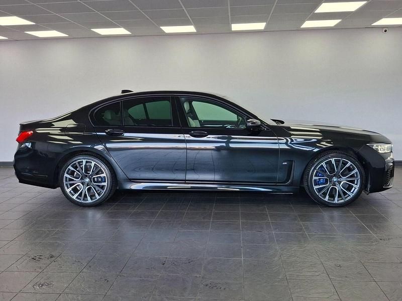 Begagnad BMW 740 M Sport 2021 Svart Sedan
