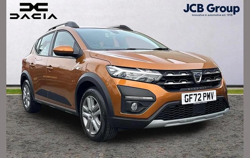Orange Used 2022 Dacia Sandero Comfort SUV | £12,599 (Fair price) - Image 1/4