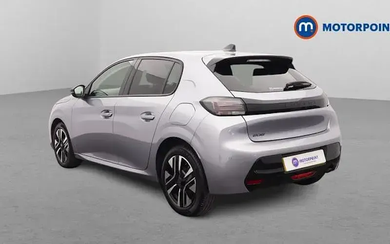 Used Peugeot 208 Allure 101 HP (74 kW) 2025 Grey Hatchback