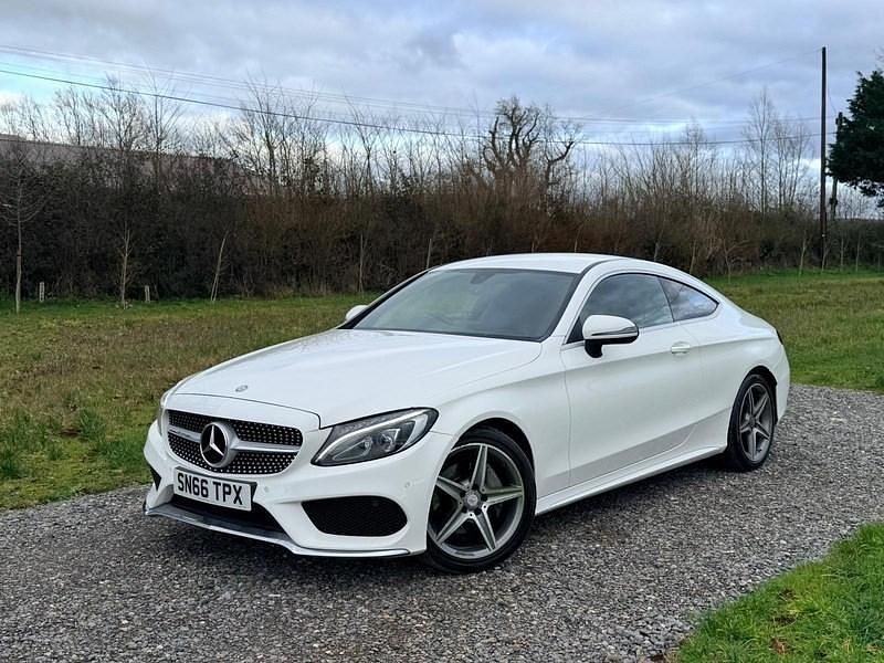 Used Mercedes C220 AMG line 170 HP (125 kW) 2016 White Coupe