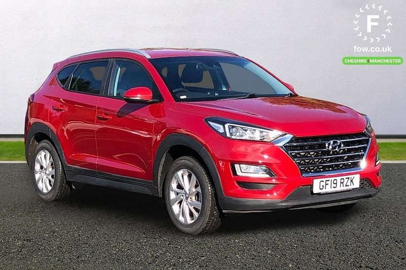 Red Used 2019 Hyundai Tucson SE SUV | £13,099 (Super price) - Image 1/4