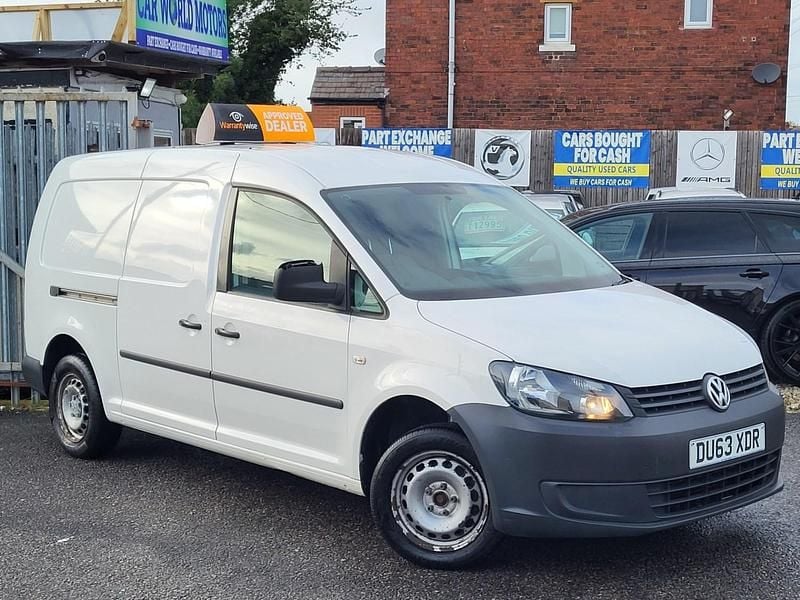 White Used 2012 VW Caddy Startline MPV | £3,695 (Good price) - Image 1/4