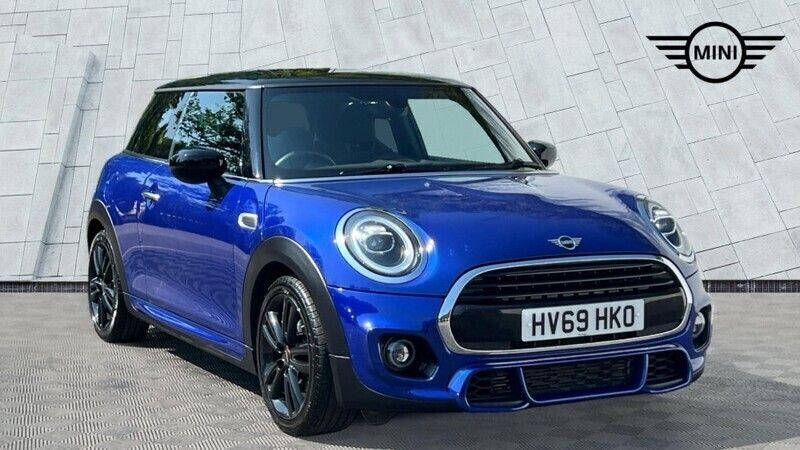 Blue Used 2019 Mini Cooper Hatch Hatchback | £15,699 (Fair price) - Image 1/4