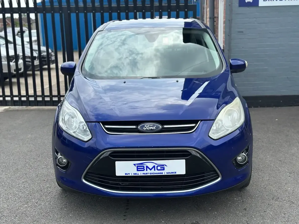 Used Ford Grand C-Max Titanium 2014 Blue MPV