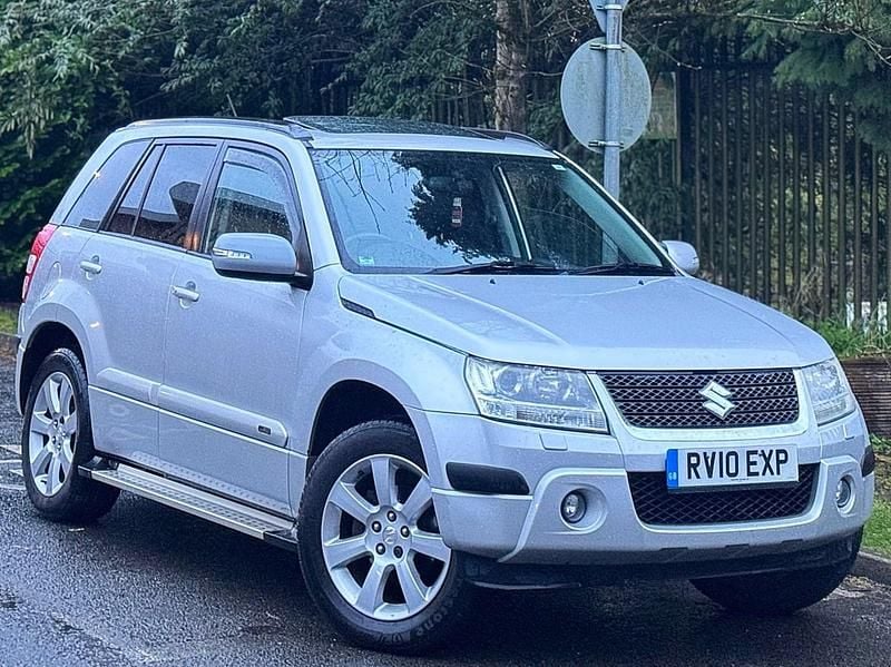 Used Suzuki Grand Vitara SZ5 2010 Silver SUV