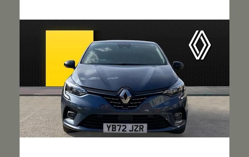 Used Renault Clio V Techno 145 HP (106 kW) 2022 Grey Hatchback
