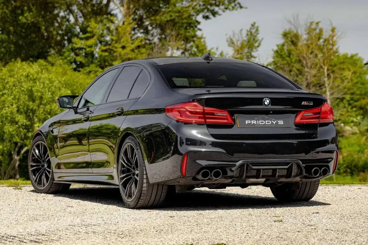 Used BMW M5 Executive 600 HP (441 kW) 2019 Black Sedan