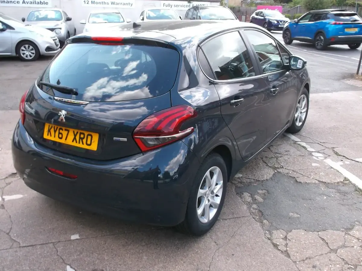 Used Peugeot 208 Active 2017 Grey Hatchback