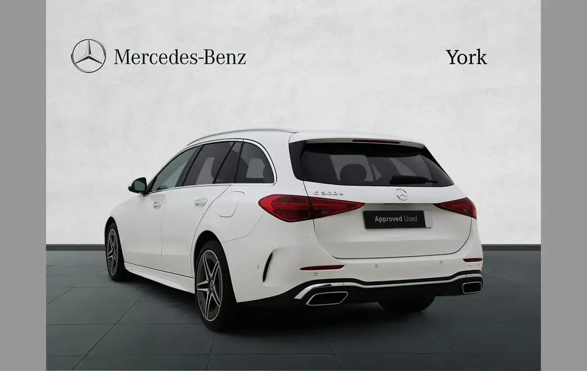 Used Mercedes C300 AMG Line Premium Plus 308 HP (226 kW) 2022 White Estate