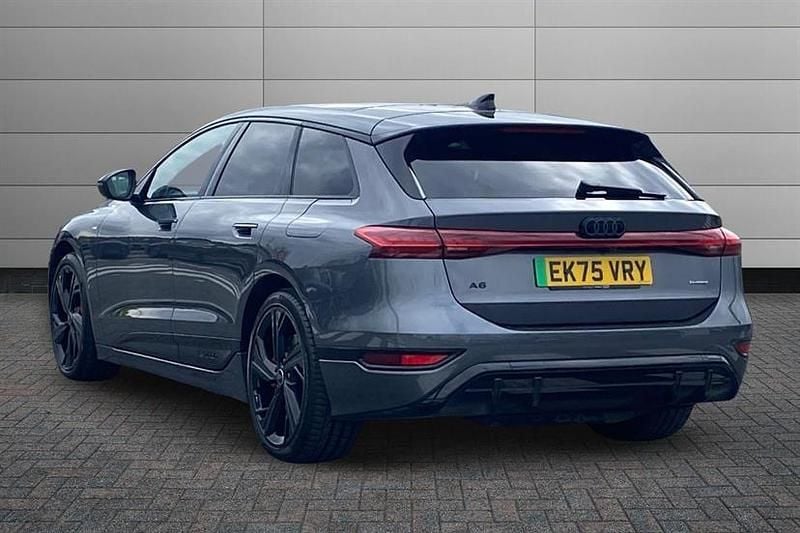 Used Audi A6 e-tron Comfort 314 kW (428 HP) 2025 Daytona grey Estate