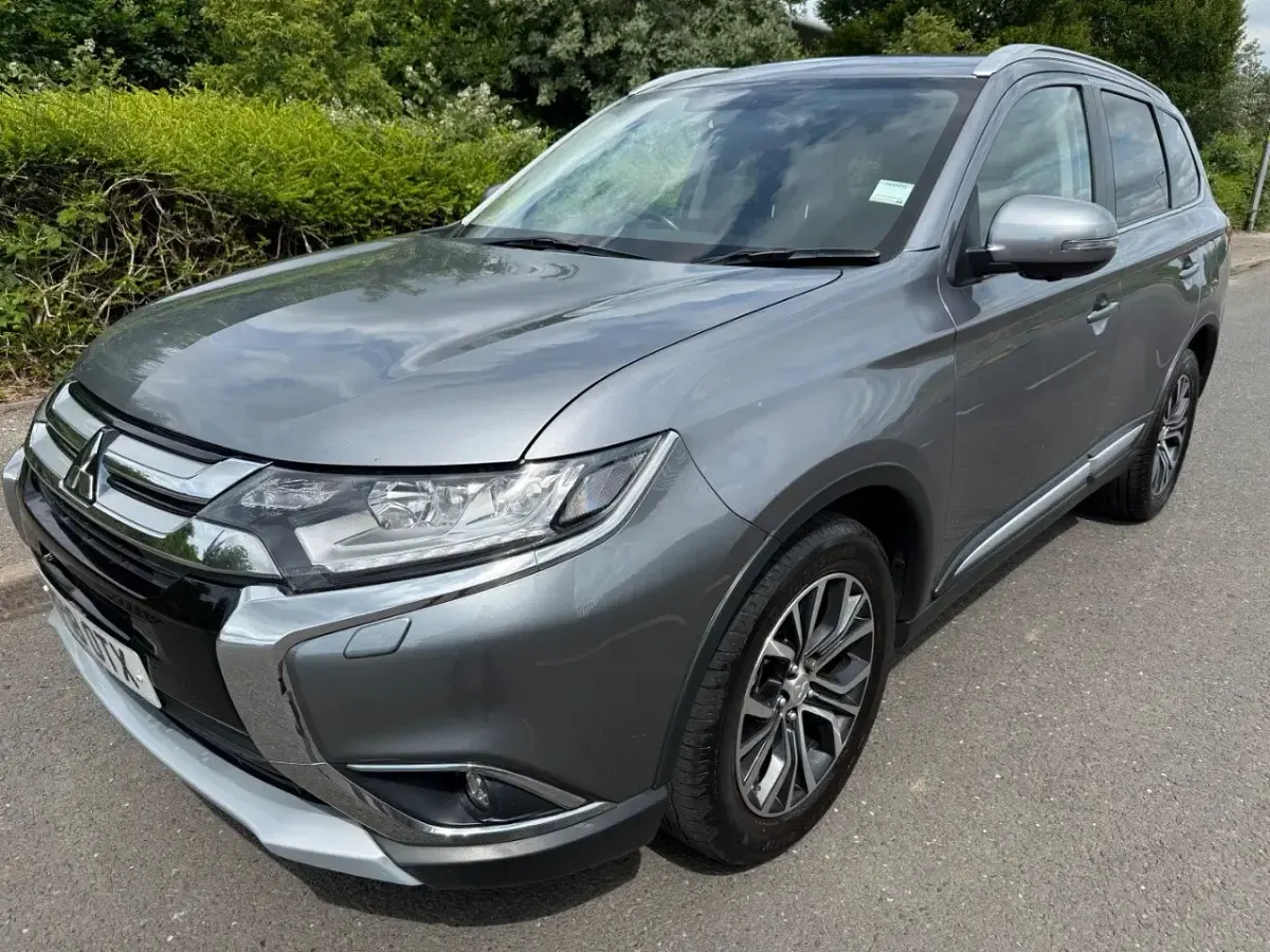Used Mitsubishi Outlander 147 HP (108 kW) 2018 Grey SUV