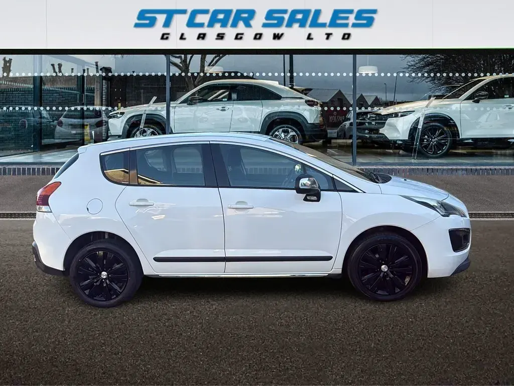 Used Peugeot 3008 Active 115 HP (84 kW) 2013 White Estate