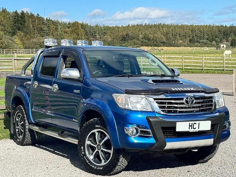 Blue Used 2015 Toyota HiLux Pickup | £16,990 - Image 1/4