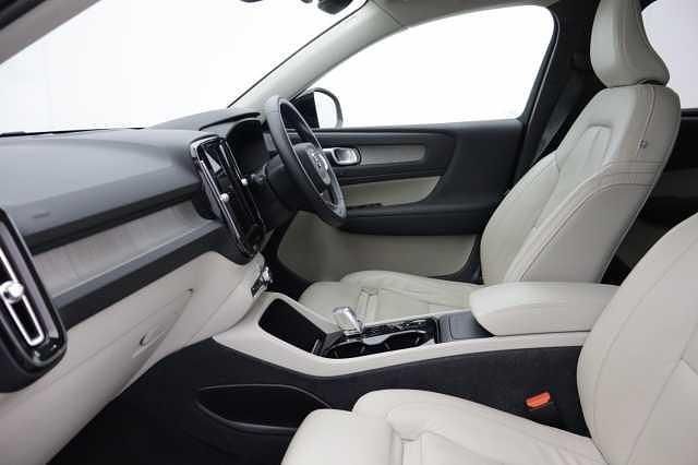 Used Volvo XC40 Ultimate 194 HP (142 kW) 2023 SUV