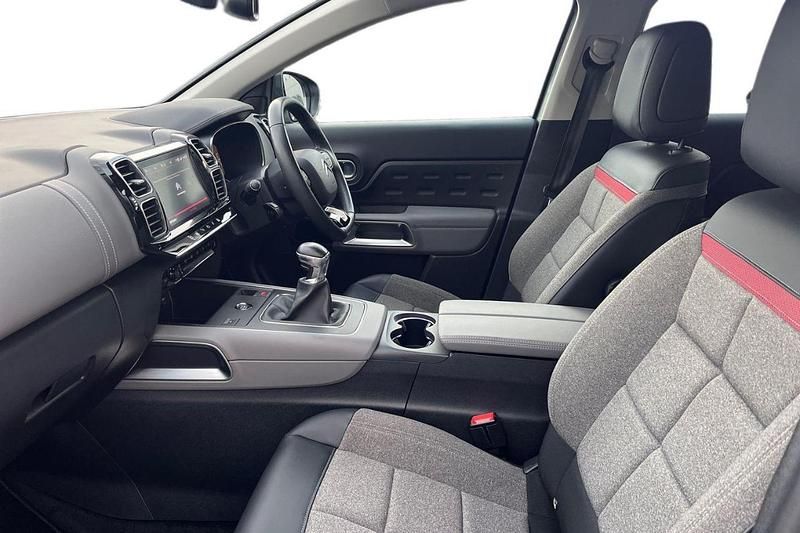Cumulus grey Used 2022 Citroën C5 Aircross PureTech SUV | £13,890 (Good price) - Image 1/4