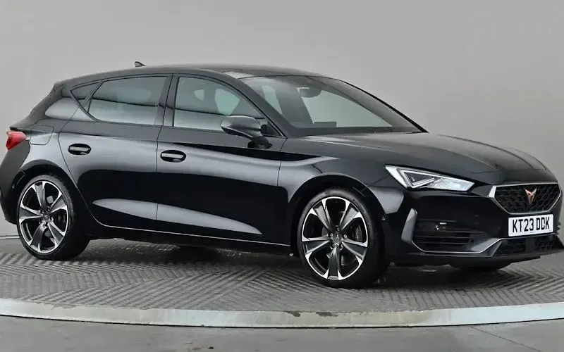 Used Cupra Leon VZ2 300 HP (220 kW) 2023 Hatchback