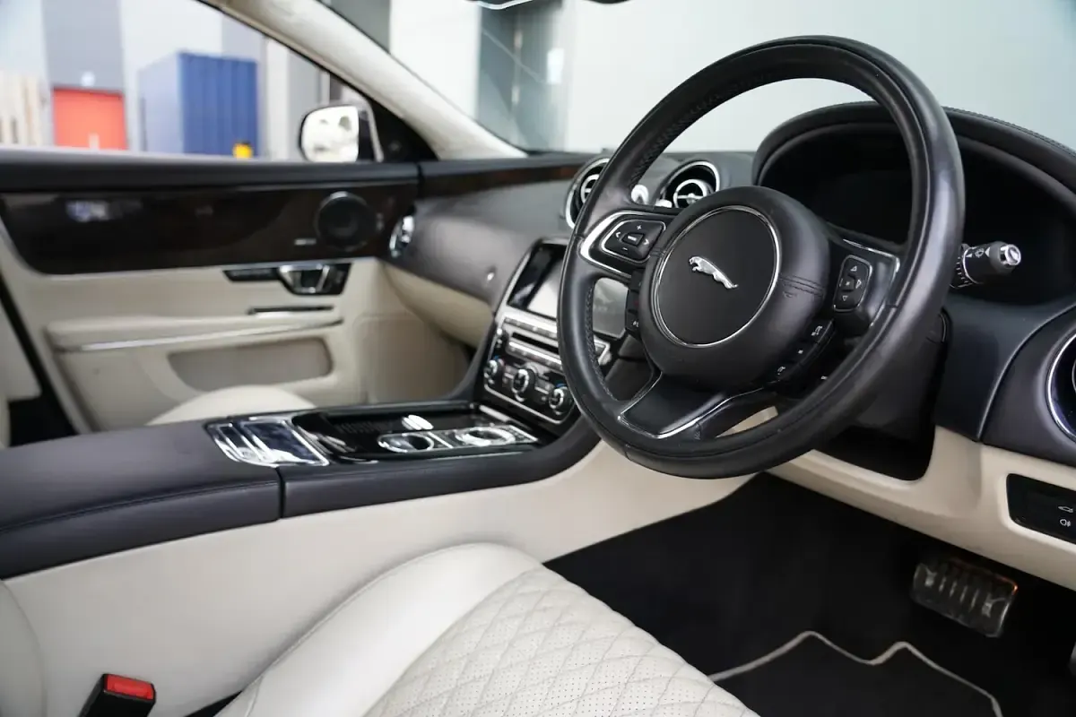 Used Jaguar XJ S 300 HP (220 kW) 2019 Blue Sedan