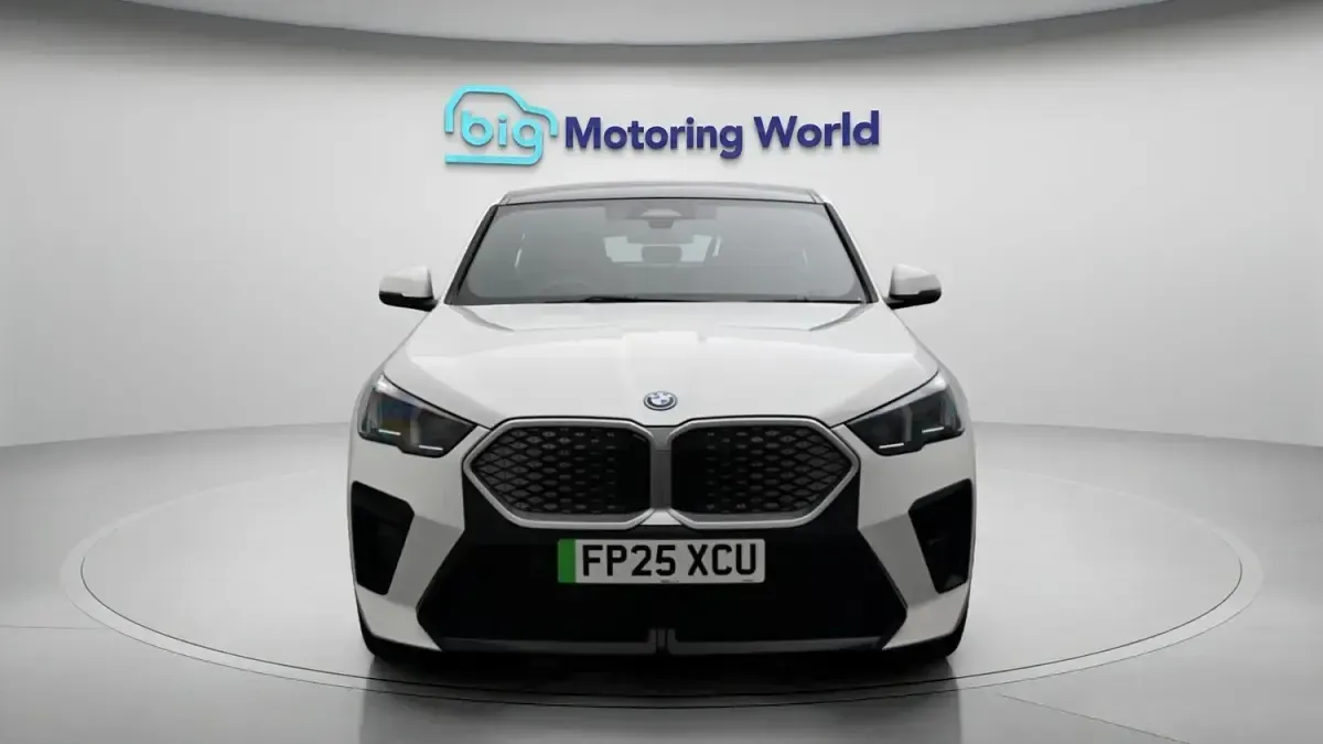 Used BMW iX2 M Sport 279 kW (380 HP) 2025 White SUV