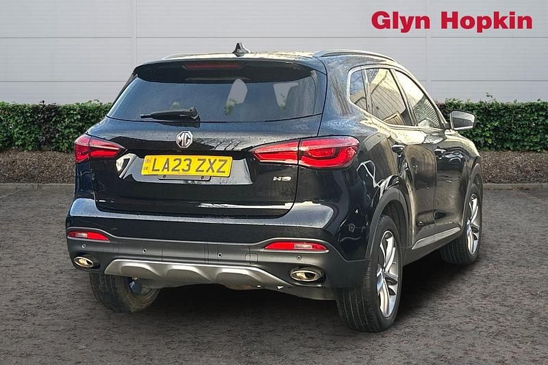 Used MG HS Exclusive 162 HP (119 kW) 2023 Black SUV