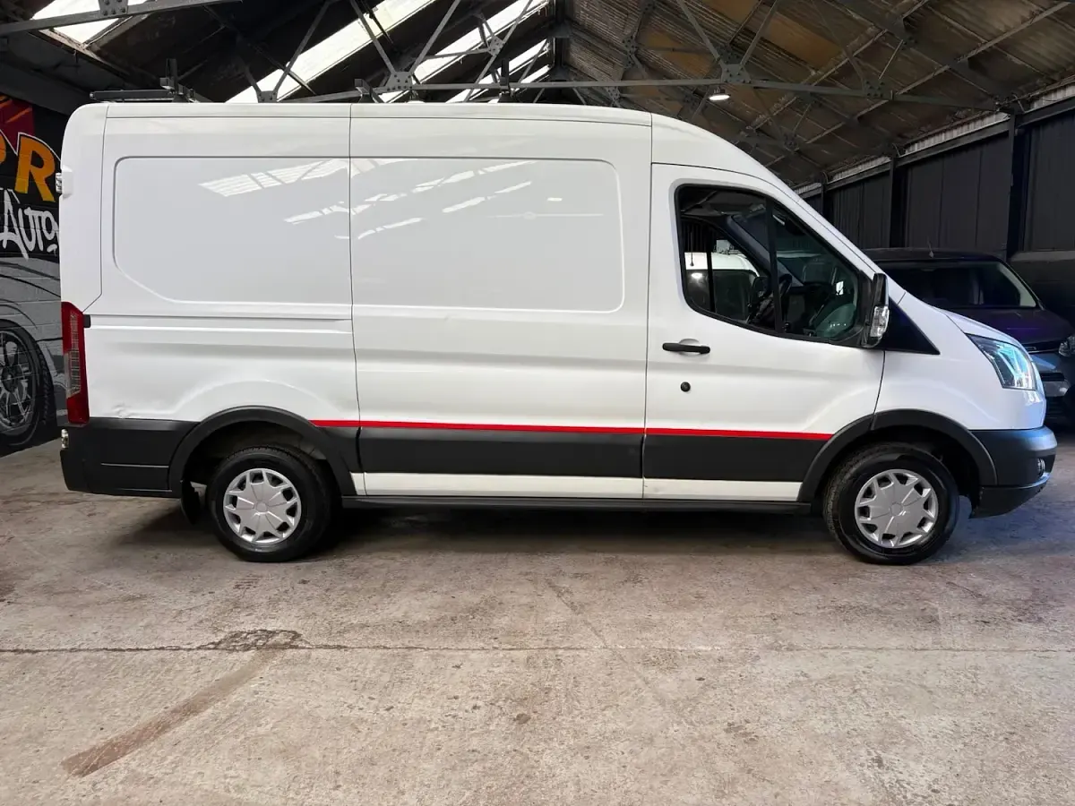 Used Ford Transit 130 HP (95 kW) 2017 White Van