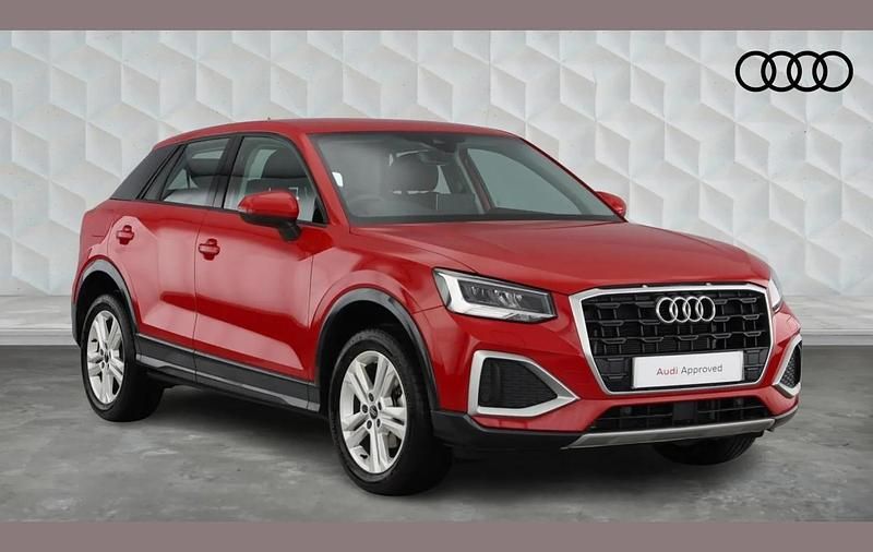 Used Audi Q2 Sport 113 HP (83 kW) 2025 Red SUV