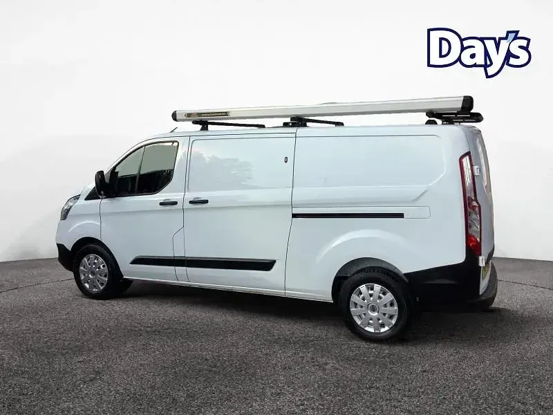 Used Ford Transit Custom 130 HP (95 kW) 2022 White Van