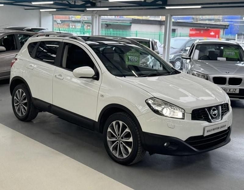Used Nissan Qashqai Tekna 150 HP (110 kW) 2010 White SUV