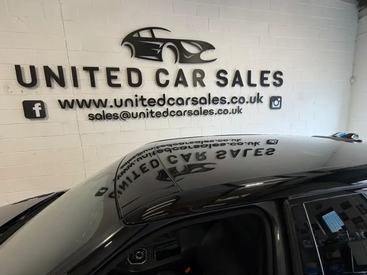 Used Land Rover Range Rover evoque HSE Dynamic 2018 Grey Estate