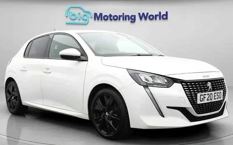 Used Peugeot 208 Allure 102 HP (75 kW) 2020 Hatchback