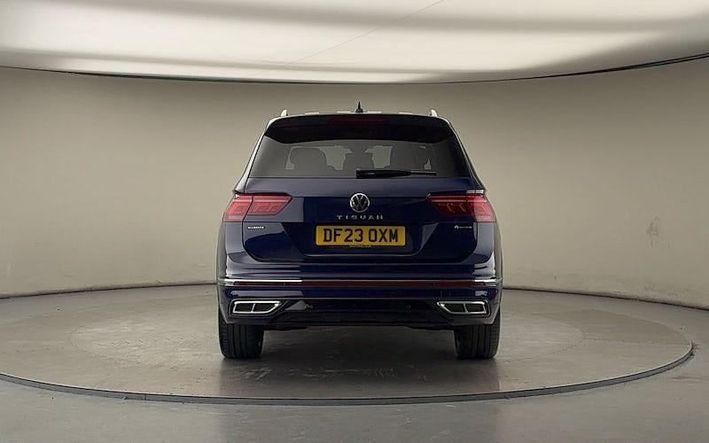 Used VW Tiguan Allspace R-line 150 HP (110 kW) 2023 Atlantic blue metallic/atlantic blue metallic SUV
