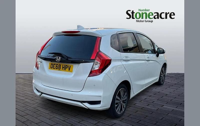 Used Honda Jazz EX 101 HP (74 kW) 2018 White Hatchback