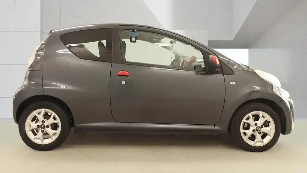 Used Citroën C1 68 HP (50 kW) 2013 Grey Hatchback