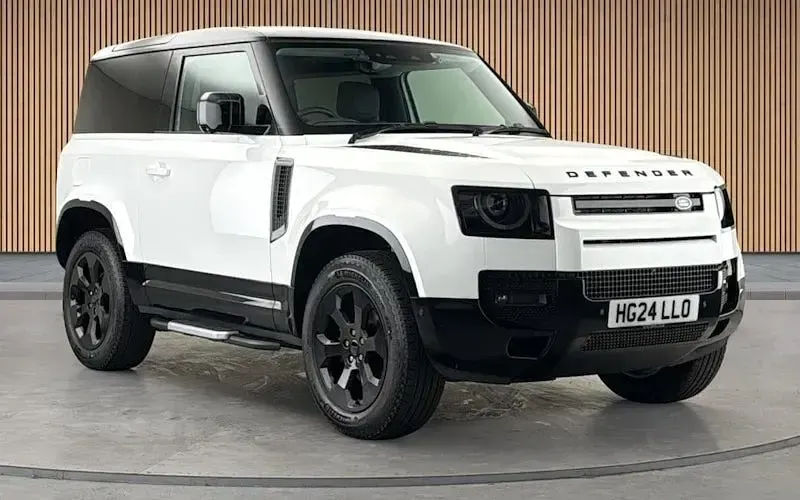 Used Land Rover Defender HSE Dynamic 250 HP (183 kW) 2024 SUV