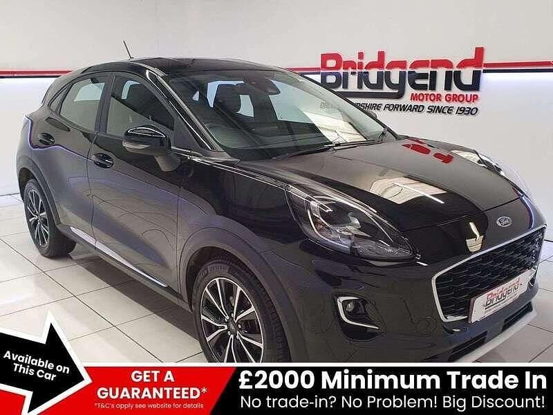 Begagnad Ford Puma Titanium 2022 Svart Halvkombi