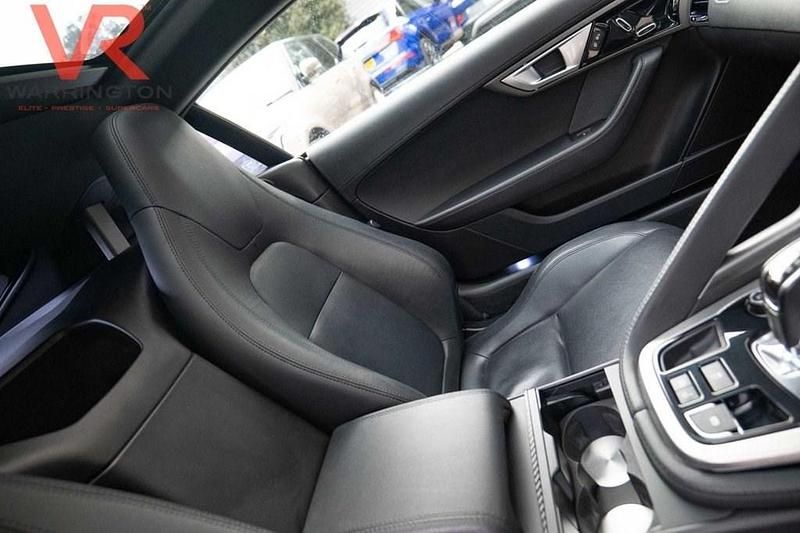 Used Jaguar F-Type Supercharged 340 HP (250 kW) 2015 White Coupe