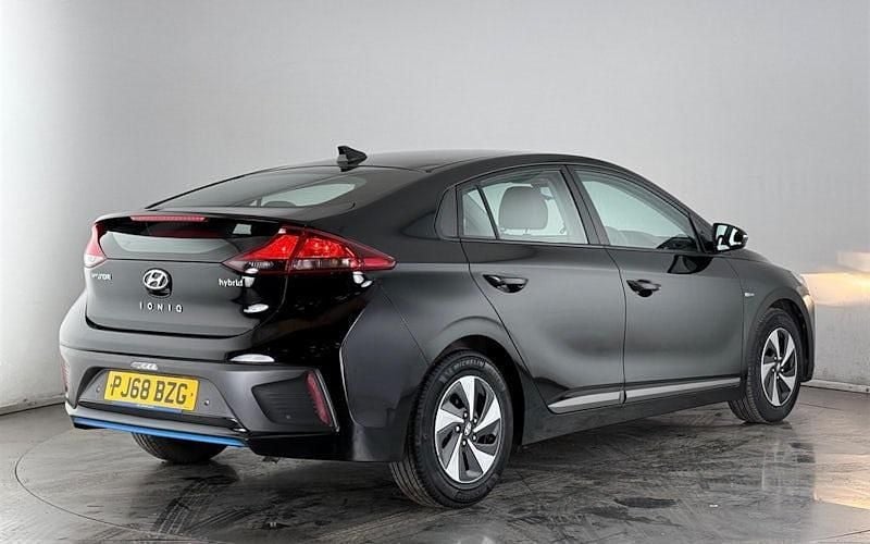 Used Hyundai Ioniq SE 141 HP (103 kW) 2018 Black Hatchback