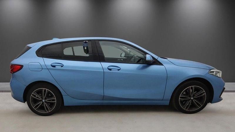 Used BMW M140 Sport Line 140 HP (102 kW) 2019 Blue Hatchback