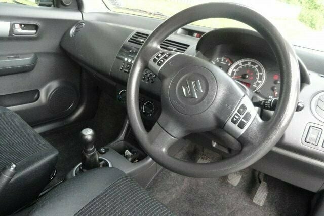 Used Suzuki Swift 2006 Hatchback