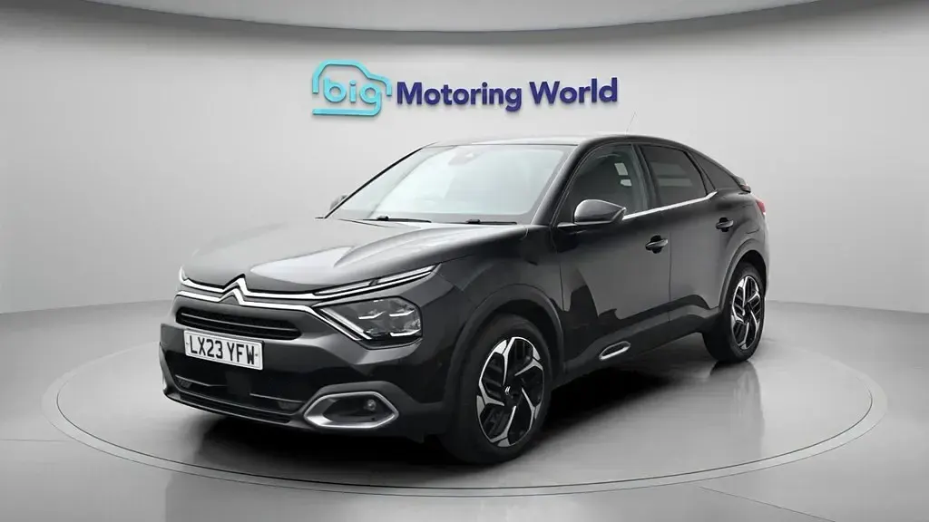 Gebraucht Citroën C4 PureTech 130 PS (95 kW) 2023 Schwarz SUV
