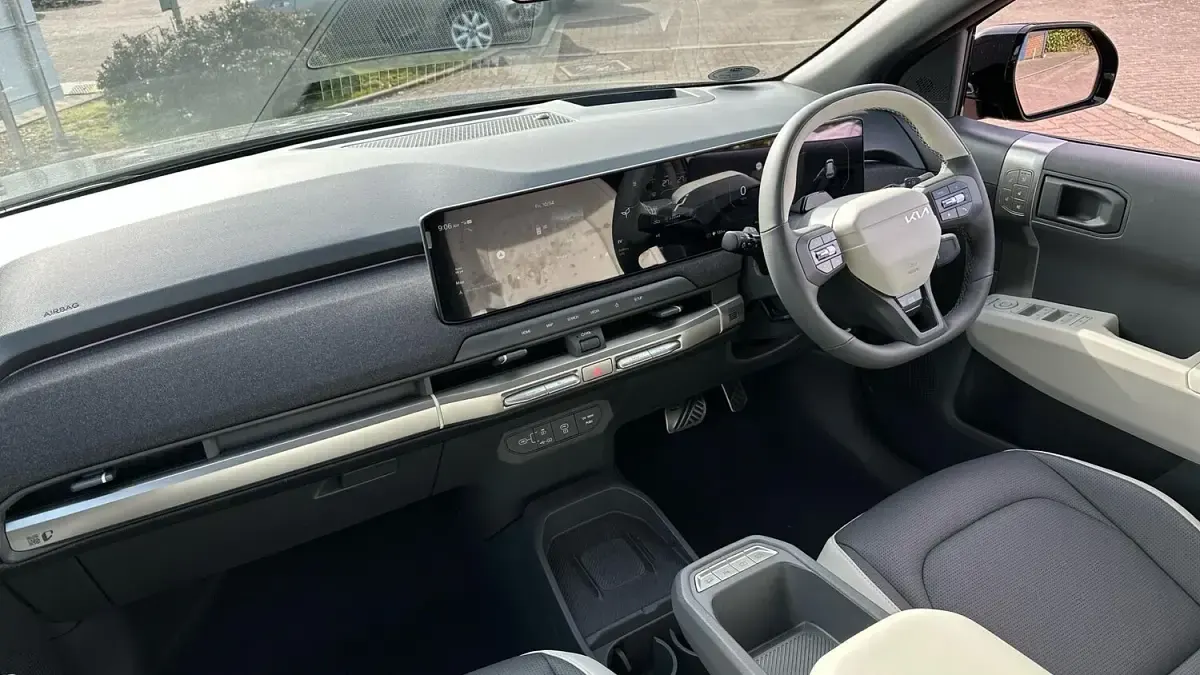 Begagnad Kia EV3 GT-Line S 147 kW (201 HK) 2026 Svart SUV